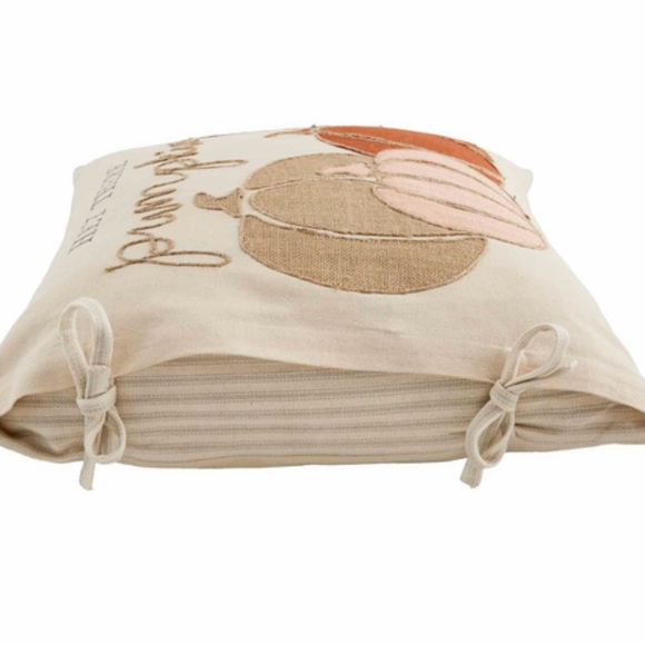 Mud Pie Large Pumpkin Throw Pillow 🆕🍂 - Picture 4 of 7